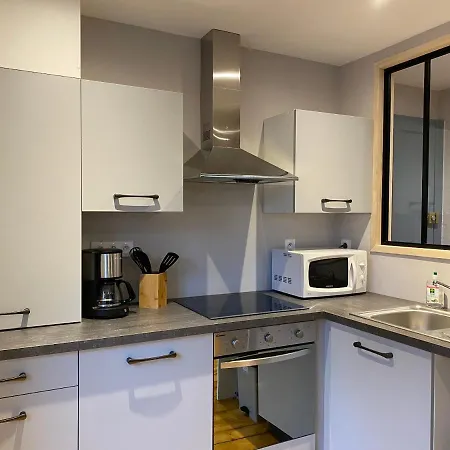 Appartement équipé au centre de Bletterans Extérieur photo
